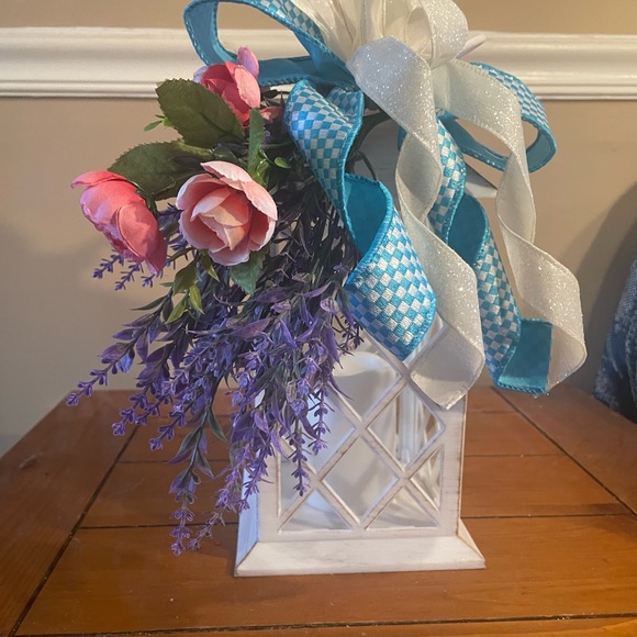 Spring Solar Lantern - Picture 1 of 3